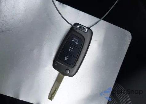 2021 Hyundai Venue Sel from USA, damaged, VIN KMHRC8A39MU072945